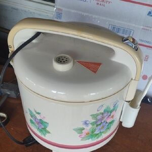 Floral Cream Electric Rice Cooker/Warmer